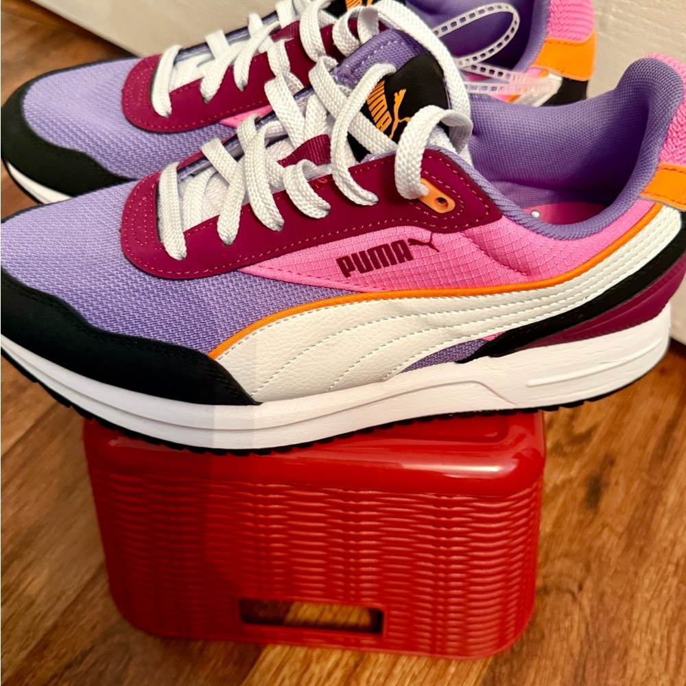 Puma Lavender, Pink & White Retro-Style Women's Sneakers Brand New.